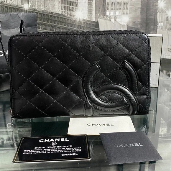 Authentic CHANEL Lambskin Cambon Line Zippy Clutch Wallet - Picture 3 of 17